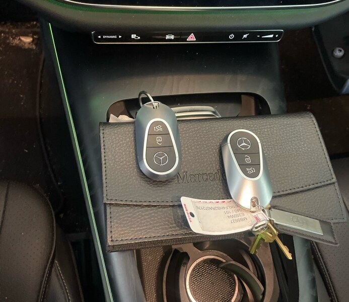 Used 2024 Mercedes-Benz E 350 4MATIC Sedan image 8