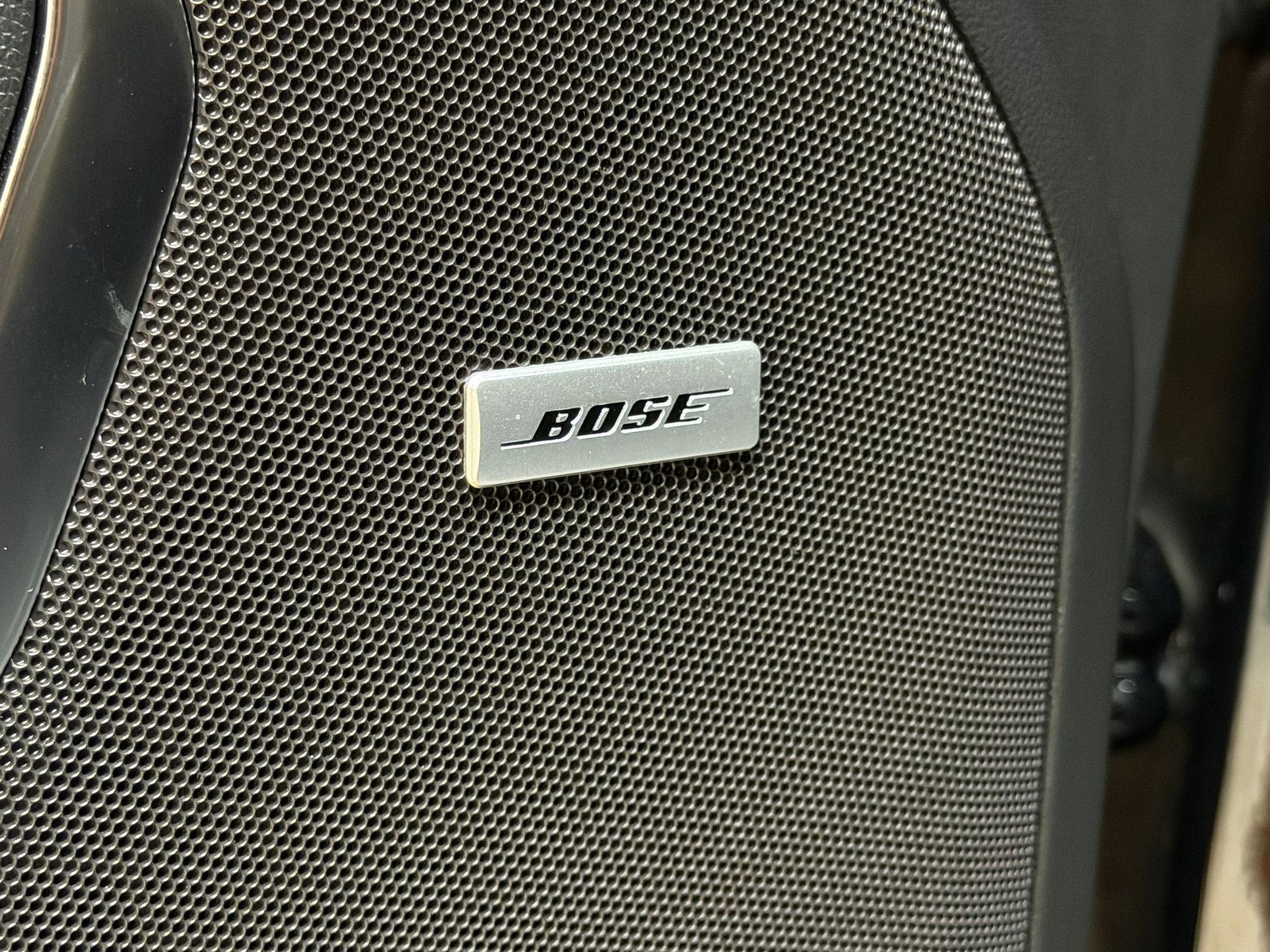 Used 2025 Chevrolet Suburban RST w/ Comfort Package image 26