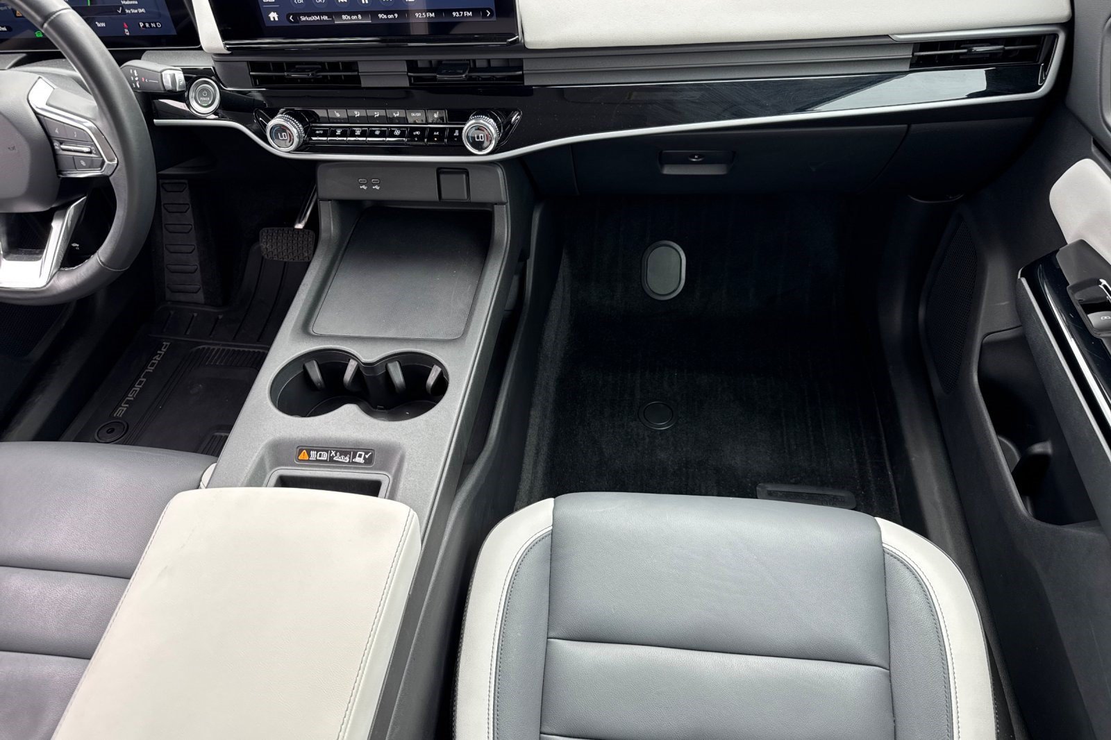 Certified 2024 Honda Prologue Touring image 33