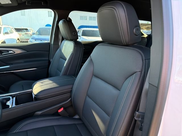 New 2026 Chevrolet Traverse LT w/ Enhanced Driving Package FWD image 22