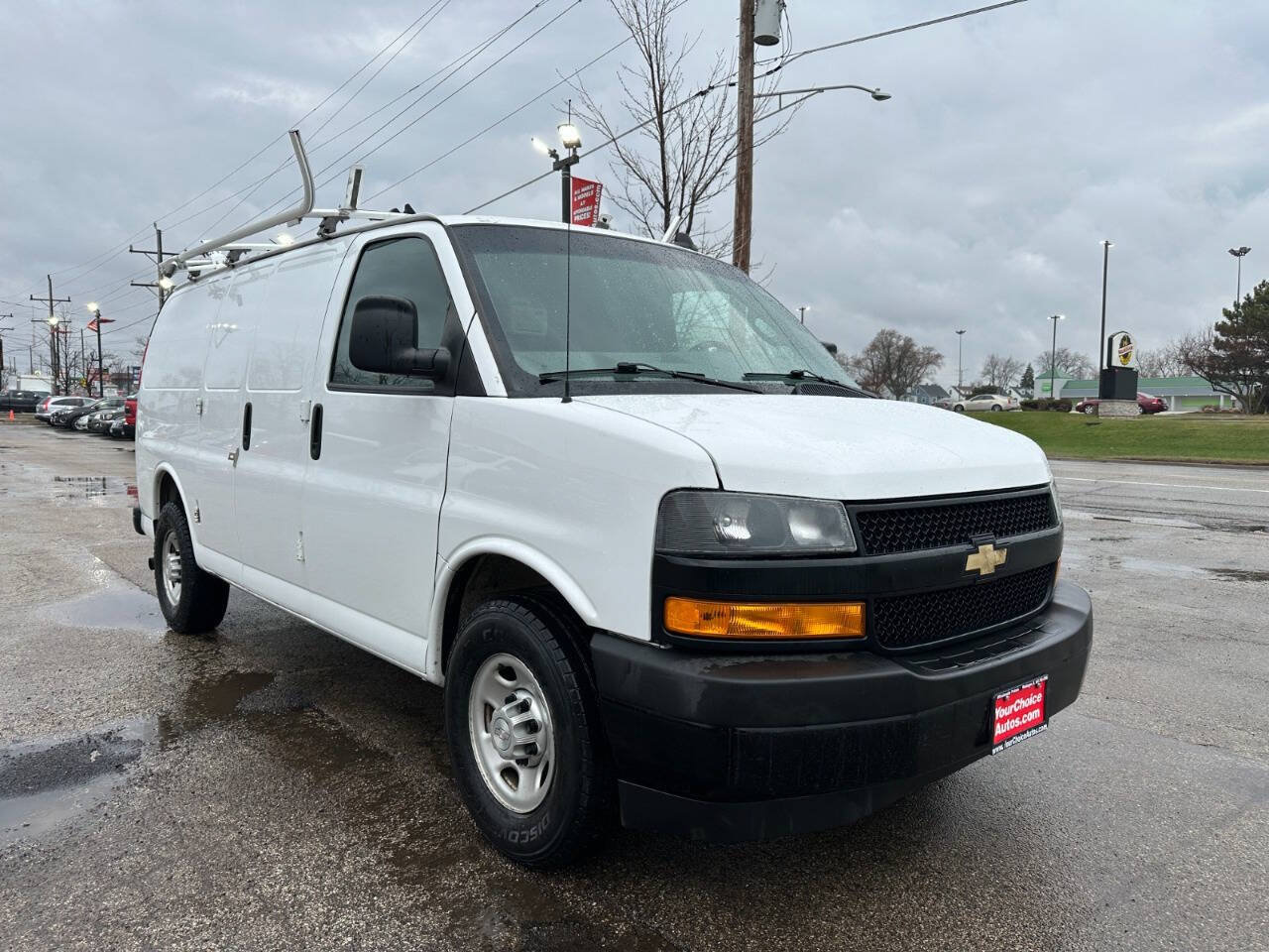 Used 2020 Chevrolet Express 2500 w/ Communications Package RWD image 7