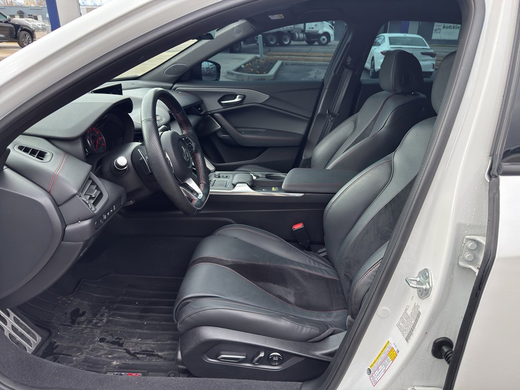 Used 2022 Acura TLX Type S image 11