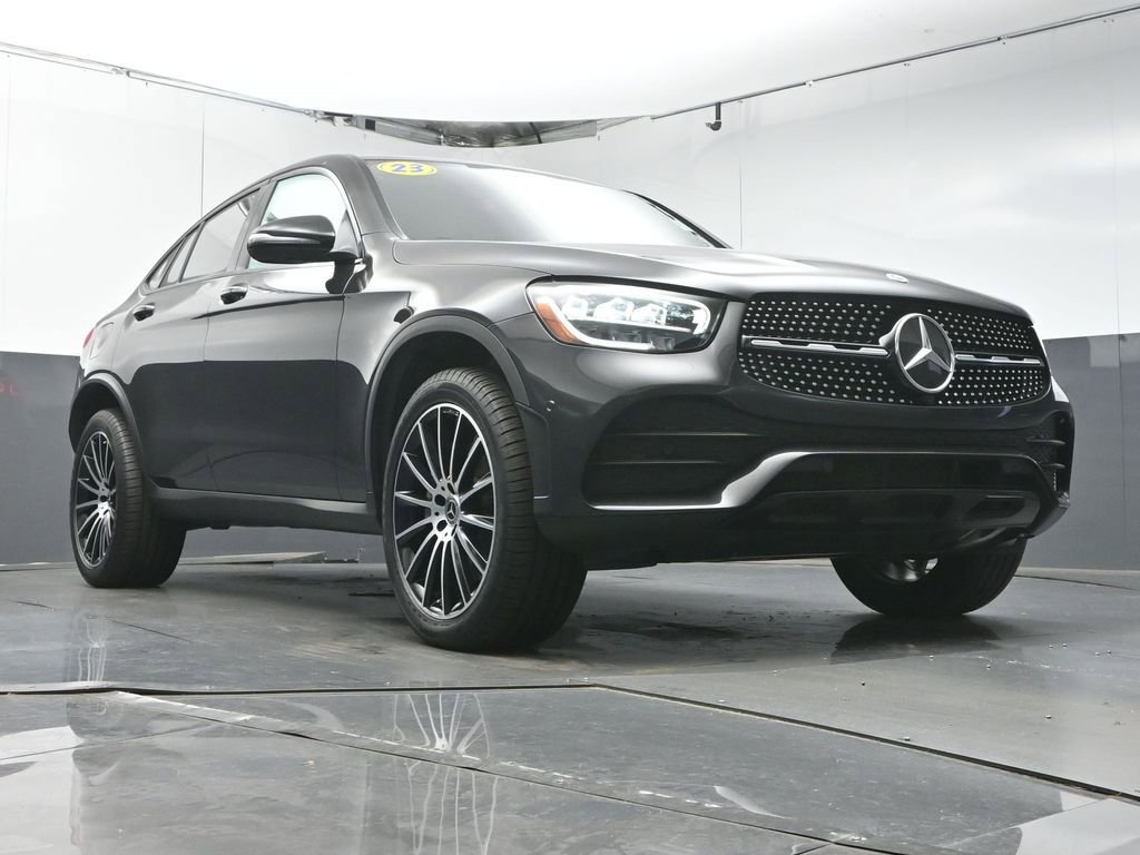 Used 2023 Mercedes-Benz GLC 300 4MATIC Coupe image 32