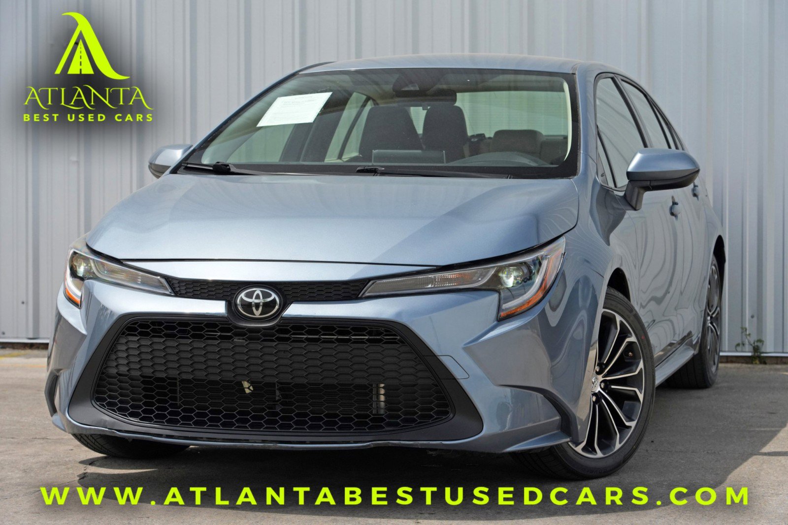 Used 2020 Toyota Corolla LE FWD image 1