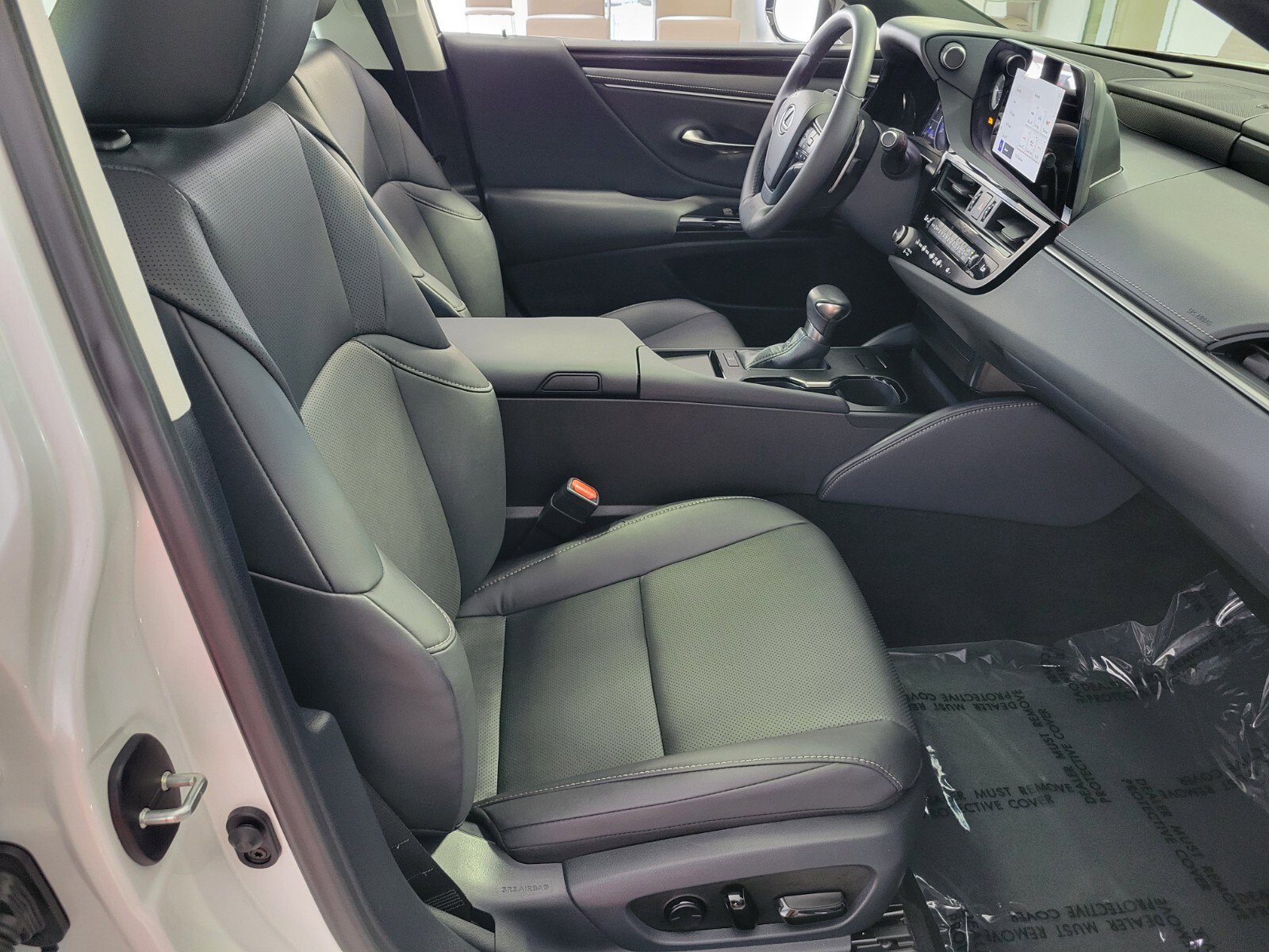 Certified 2025 Lexus ES 350 image 17