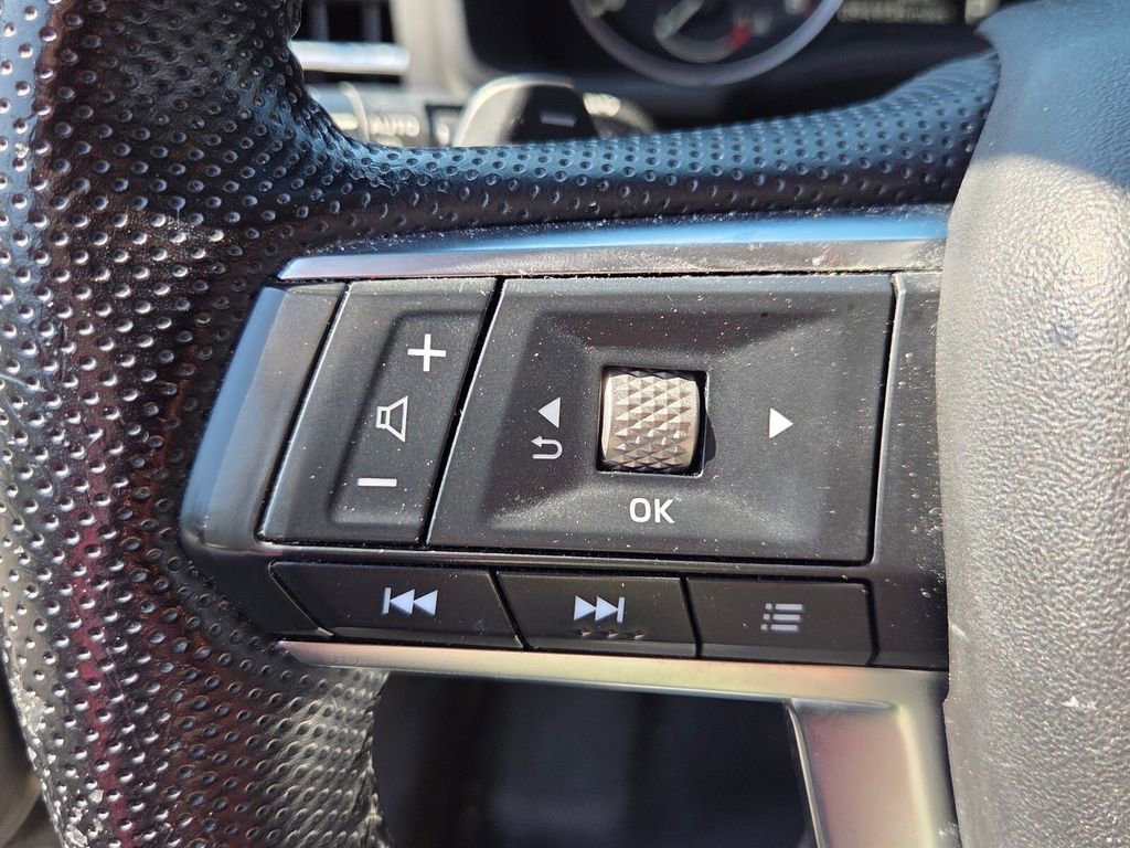 Used 2022 Mitsubishi Outlander SE image 24