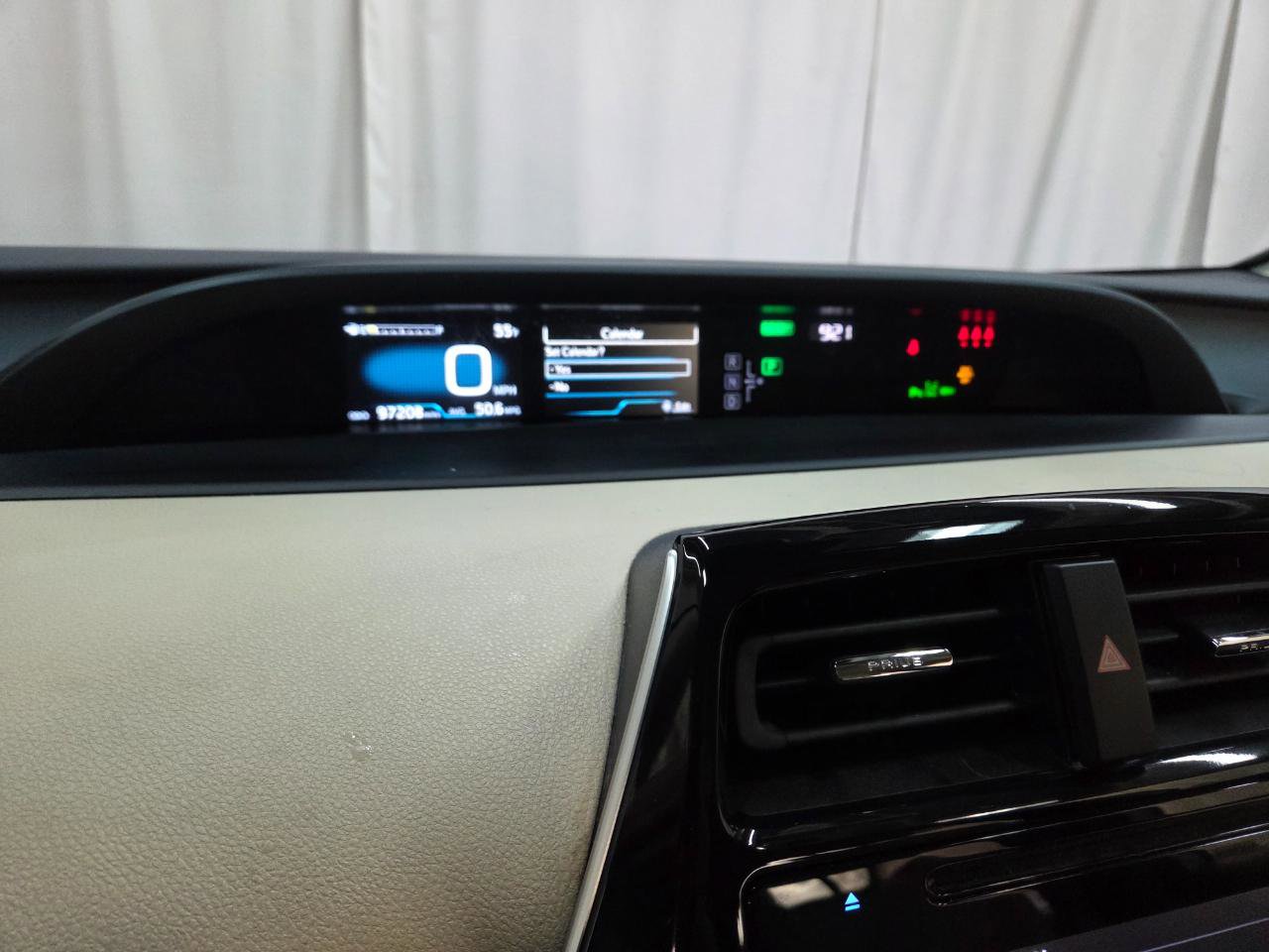 Used 2019 Toyota Prius XLE w/ Advanced Technology Package image 28