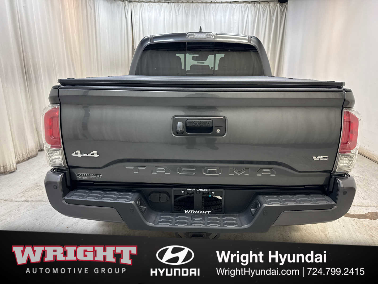 Used 2018 Toyota Tacoma Limited image 5