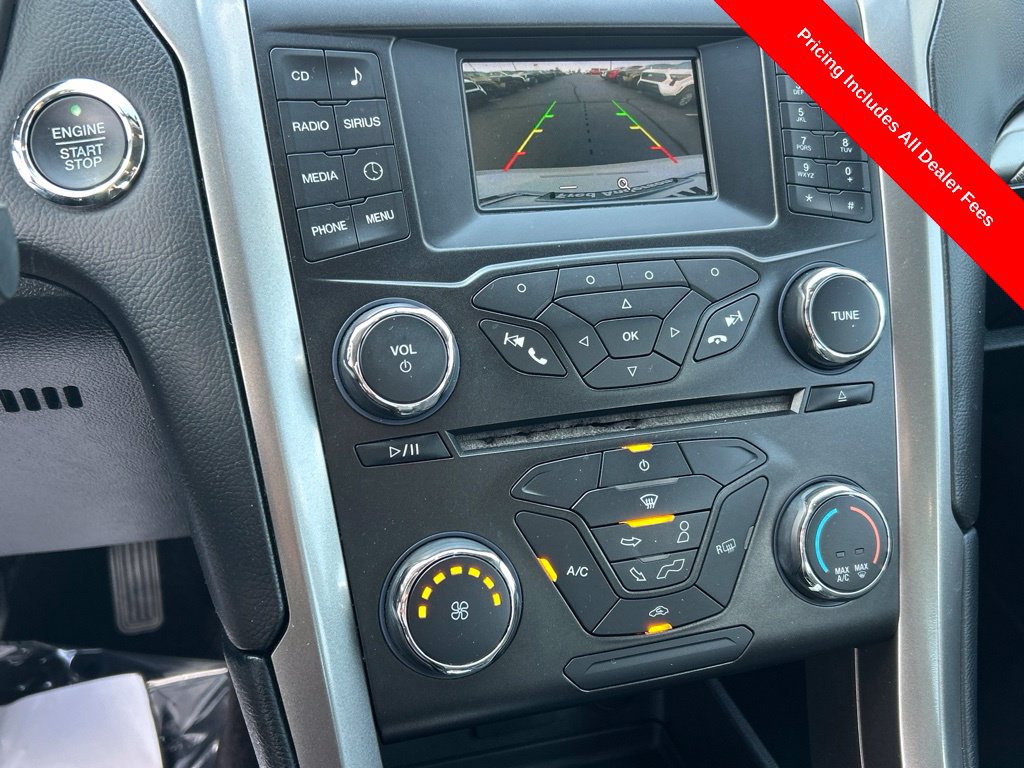 Used 2017 Ford Fusion SE FWD image 10