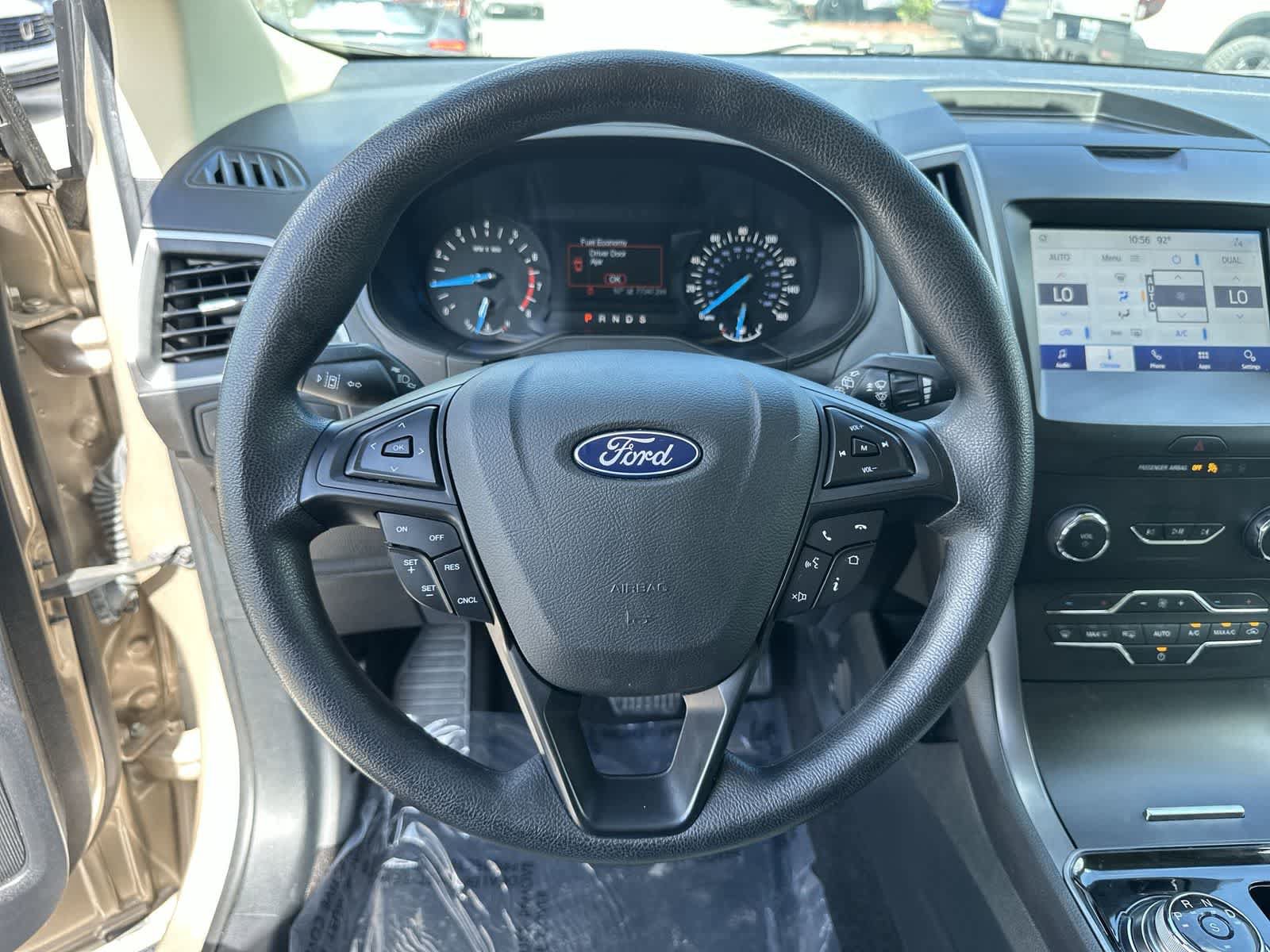 Used 2020 Ford Edge SE FWD image 17