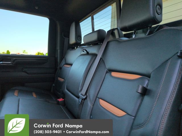 Used 2024 GMC Sierra 2500 AT4 w/ Technology Package AWD/4WD image 26