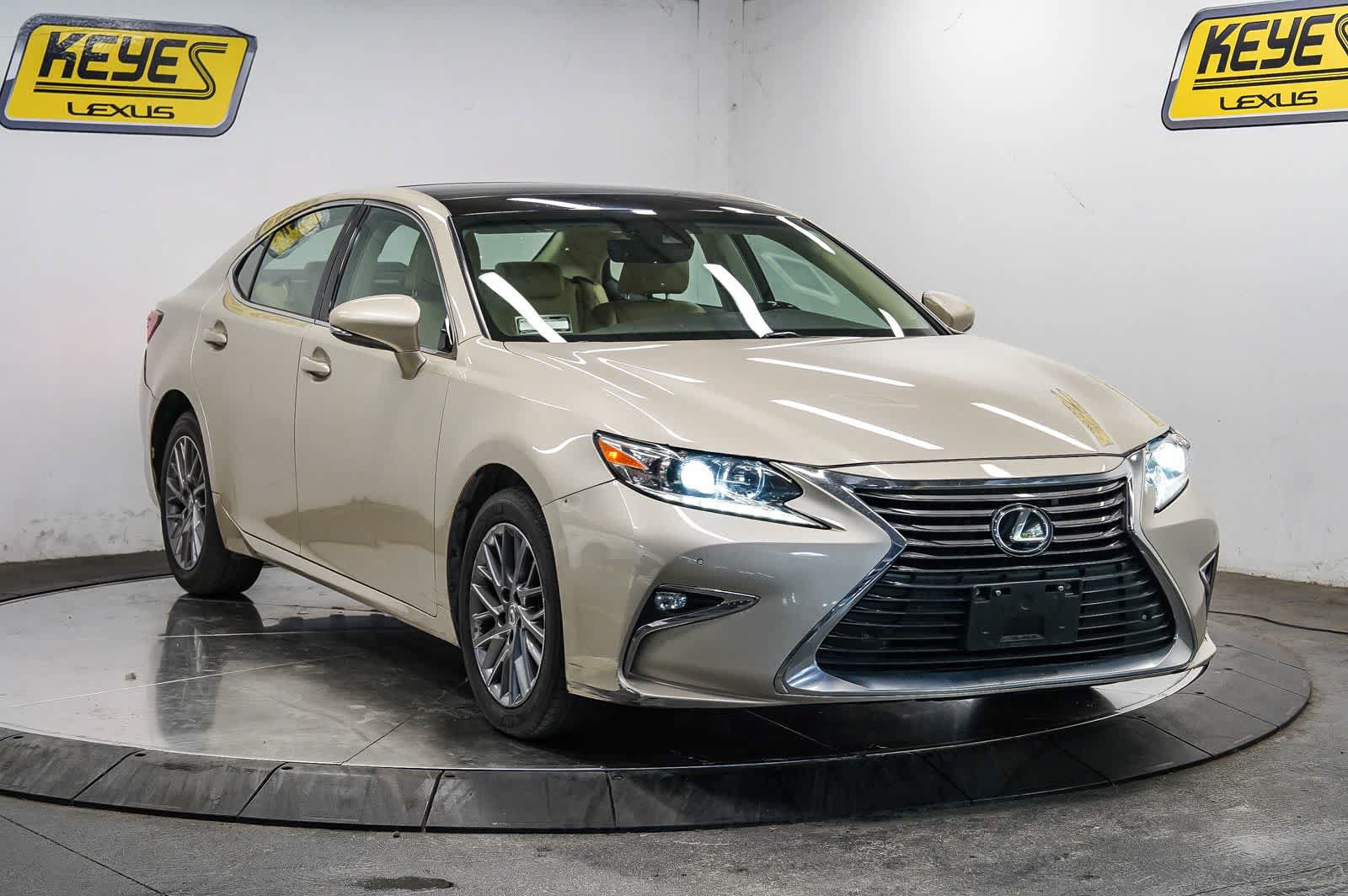 Used 2018 Lexus ES 350 w/ Navigation System Package FWD image 5