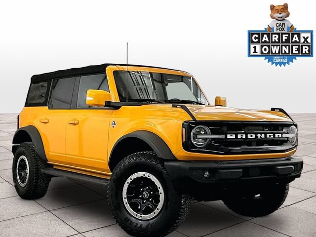 Used 2021 Ford Bronco Outer Banks w/ Sasquatch Package AWD/4WD image 2