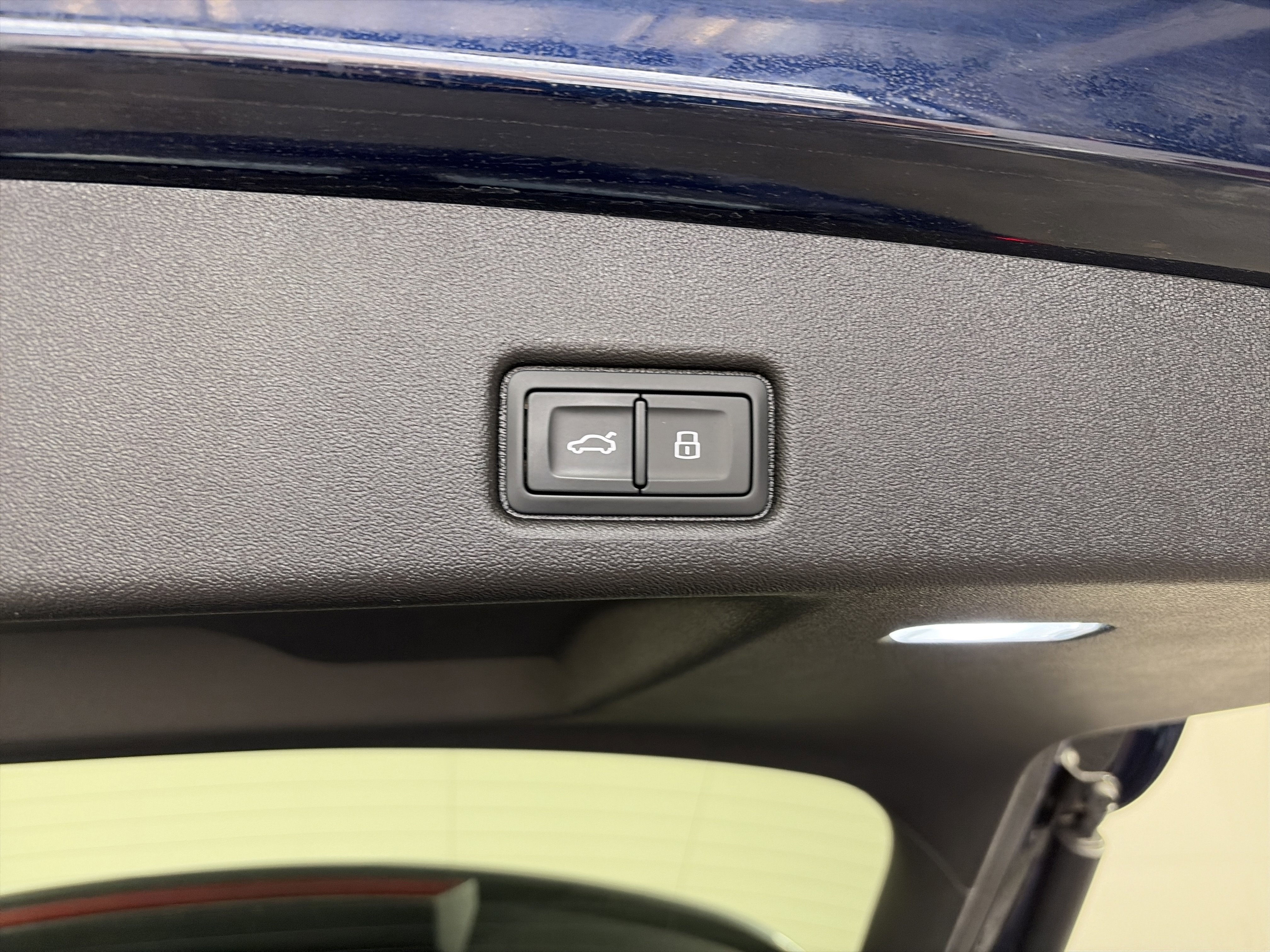 Used 2025 Audi Q5 Premium Plus w/ Premium Plus image 15