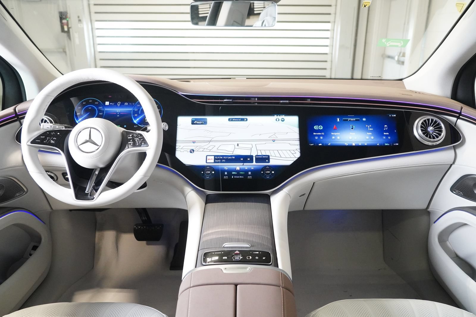 New 2027 Mercedes-Benz EQS 400 4MATIC SUV image 18