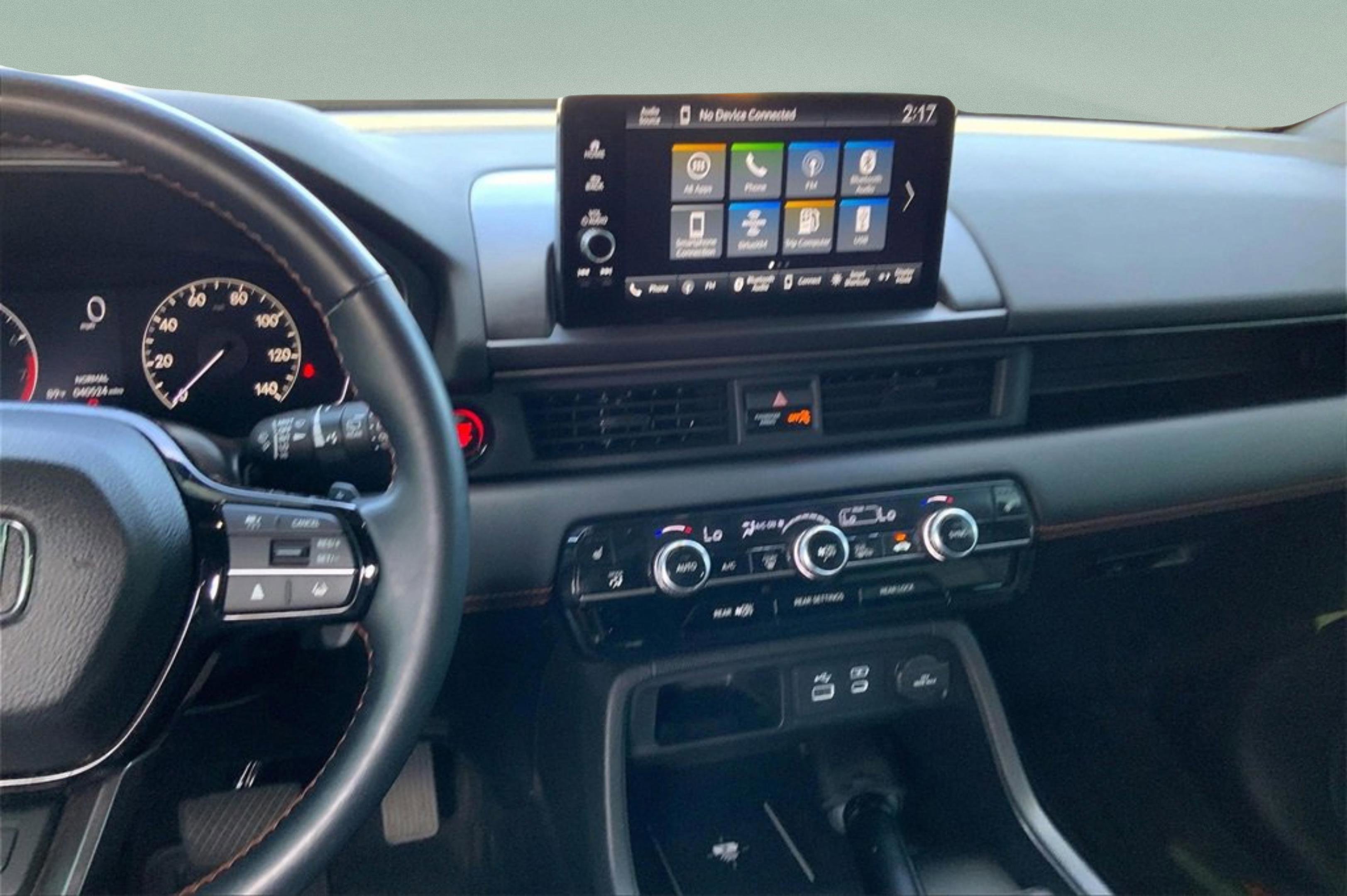 Used 2024 Honda Pilot TrailSport image 9