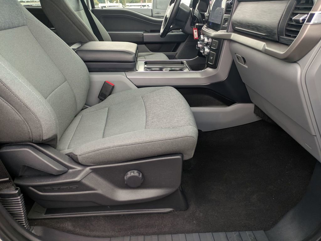 Used 2024 Ford F150 XLT w/ Mobile Office Package image 31