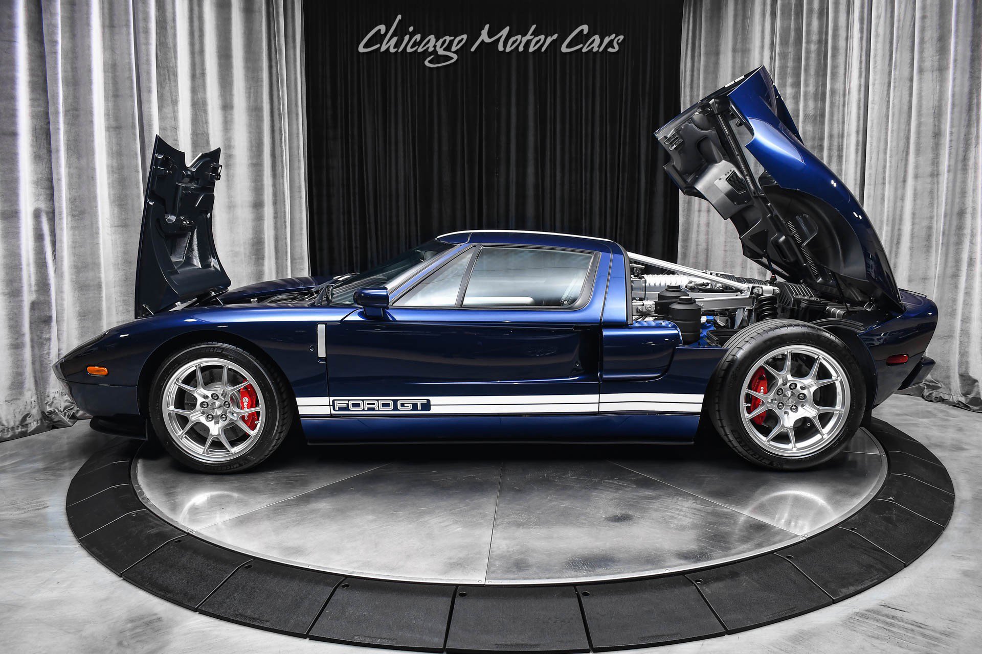 Used 2005 Ford GT image 30