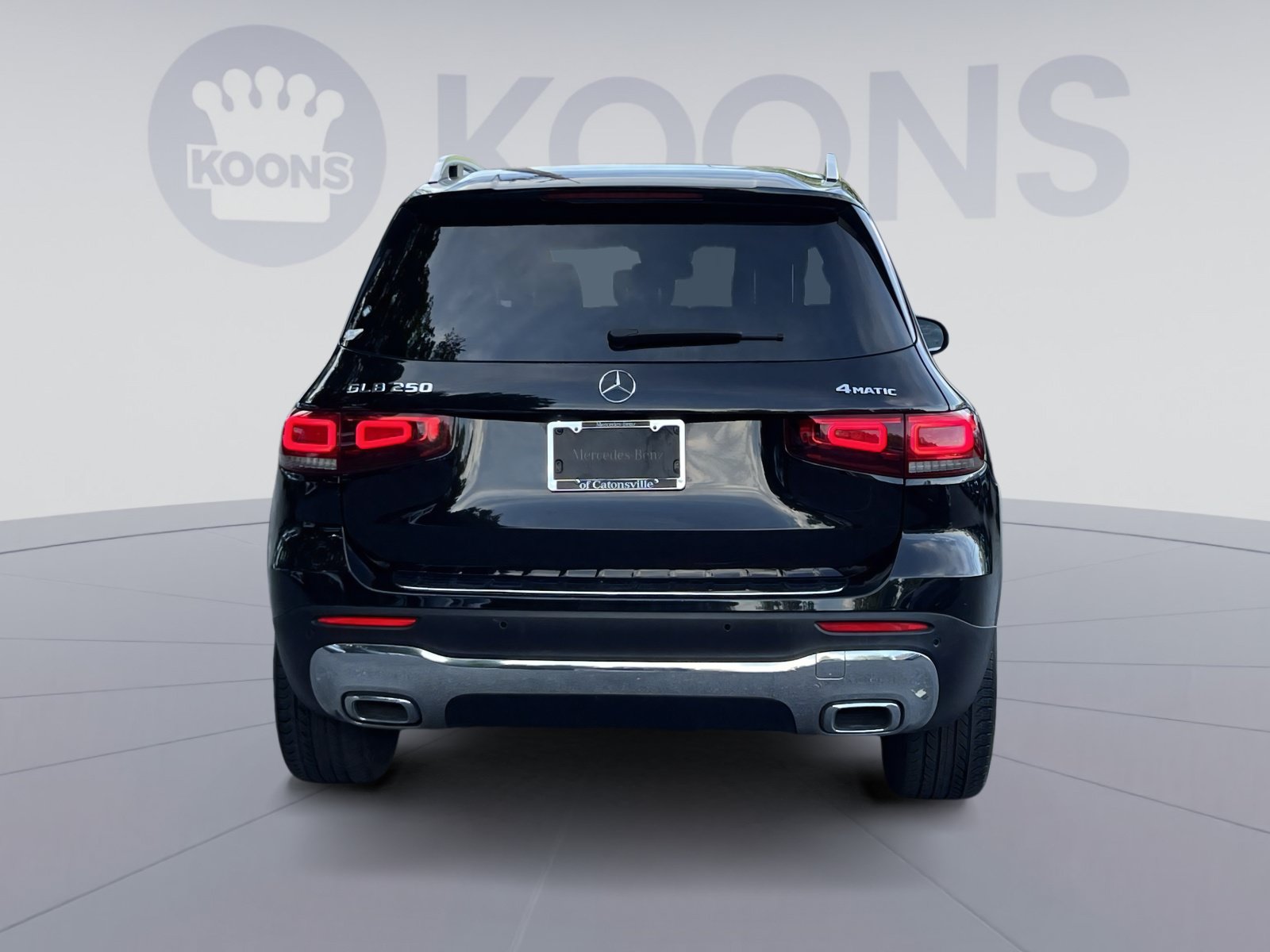 Used 2022 Mercedes-Benz GLB 250 4MATIC w/ Premium Package Lite image 10