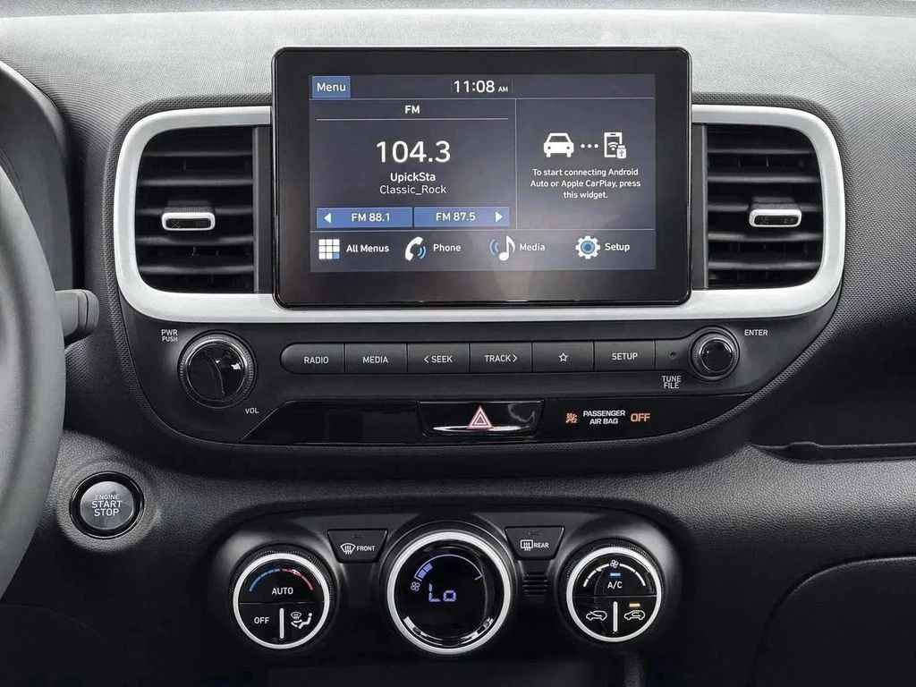 New 2026 Hyundai Venue SEL FWD image 19