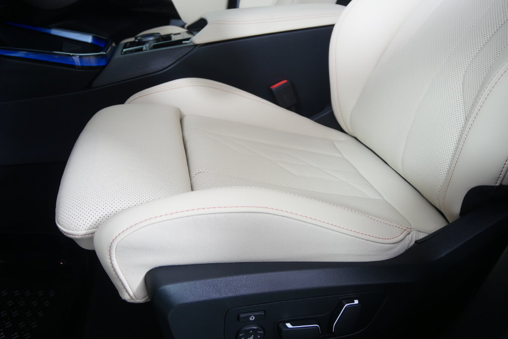 New 2026 BMW X3 xDrive30i AWD/4WD image 10