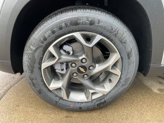 New 2026 Chevrolet Trax LT w/ Driver Confidence Package image 11