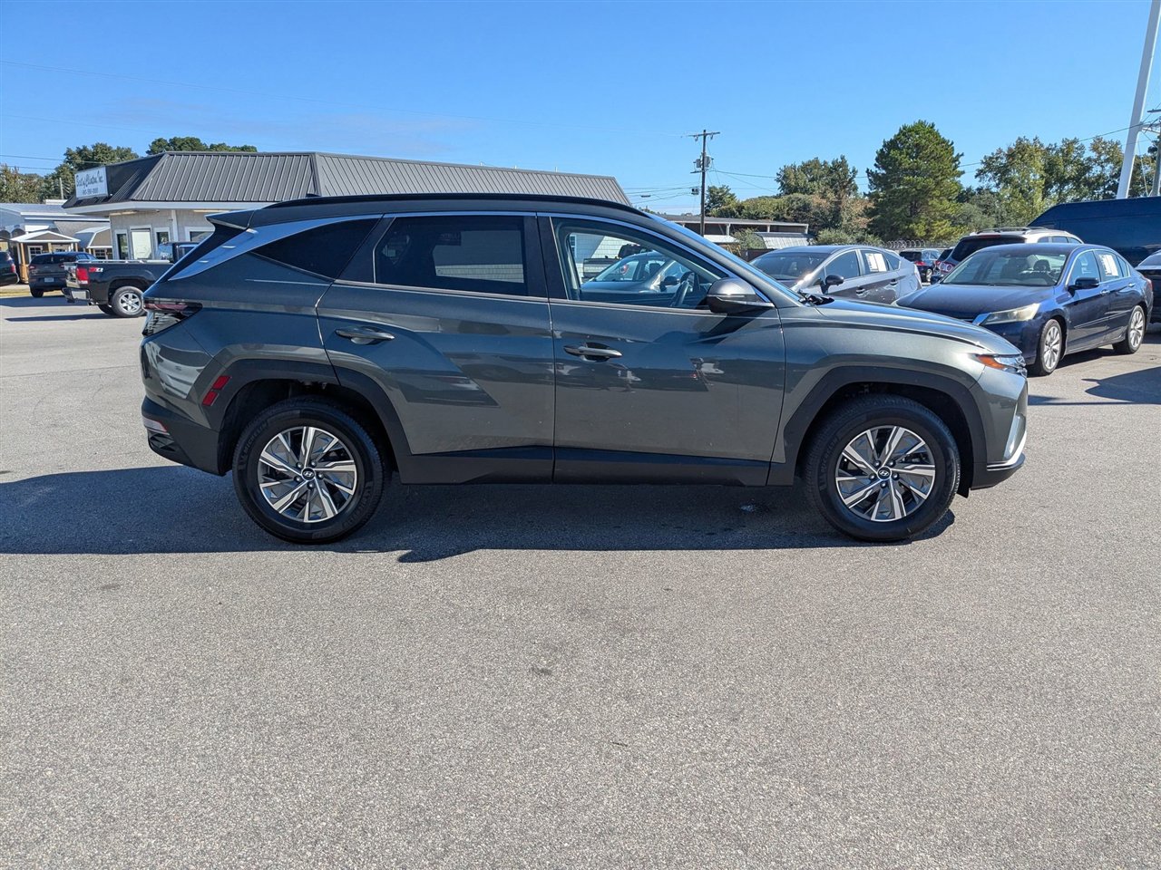 Used 2022 Hyundai Tucson Blue image 4