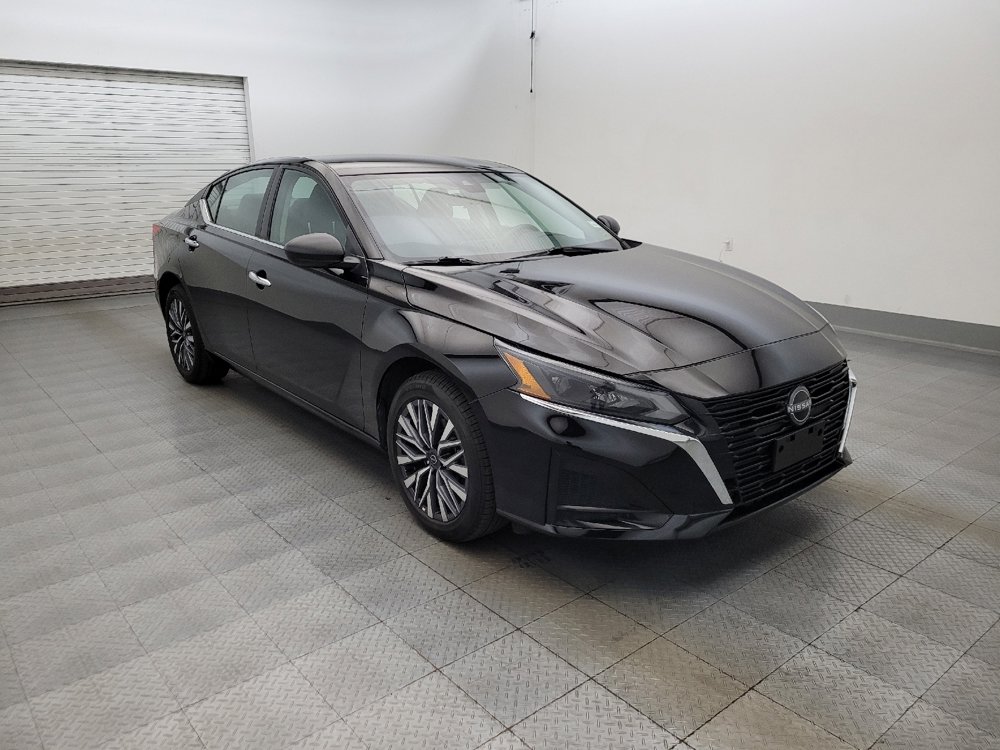 Used 2025 Nissan Altima 2.5 SV AWD/4WD image 13
