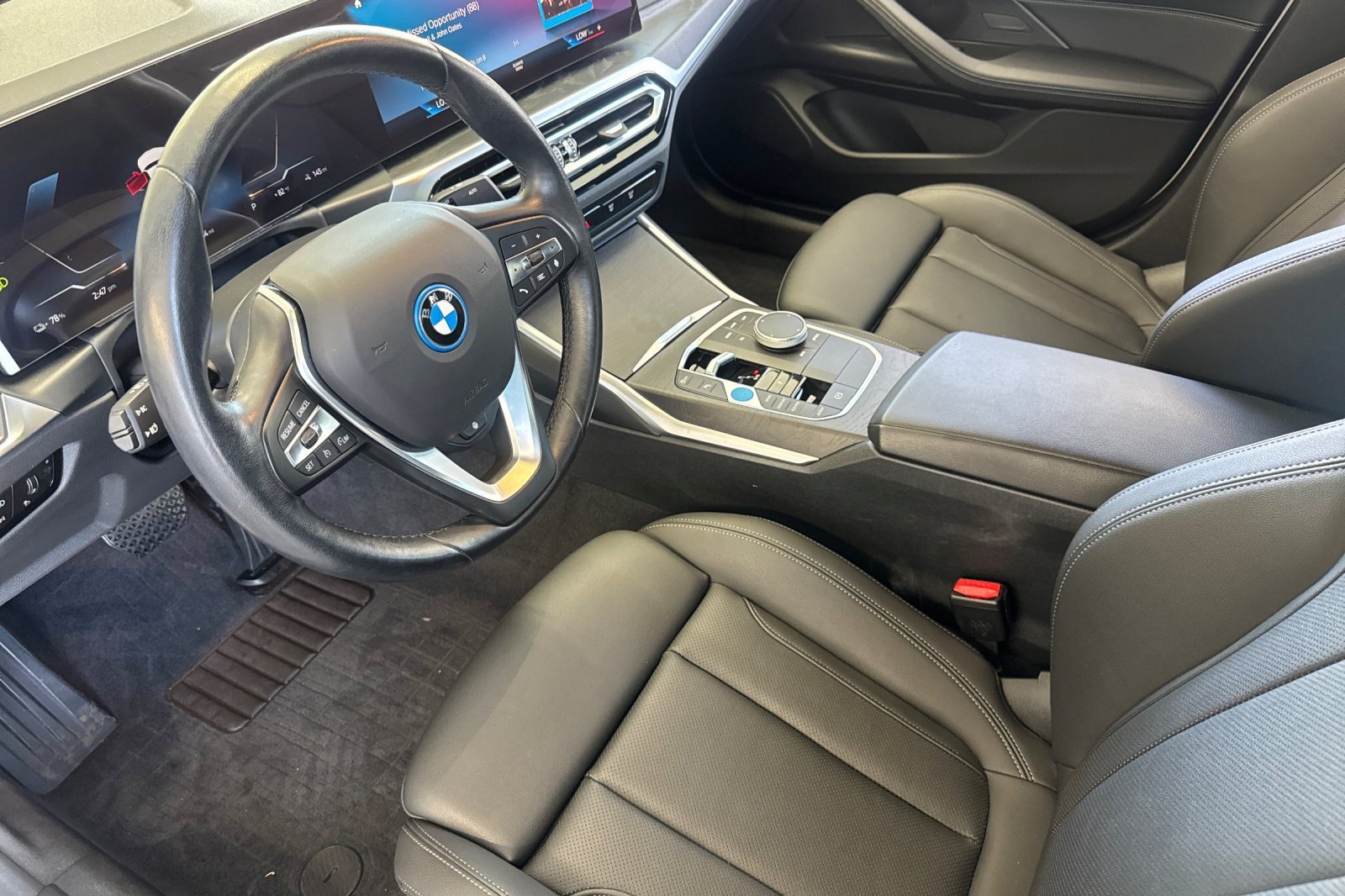 Certified 2023 BMW i4 eDrive35 w/ Premium Package RWD image 4