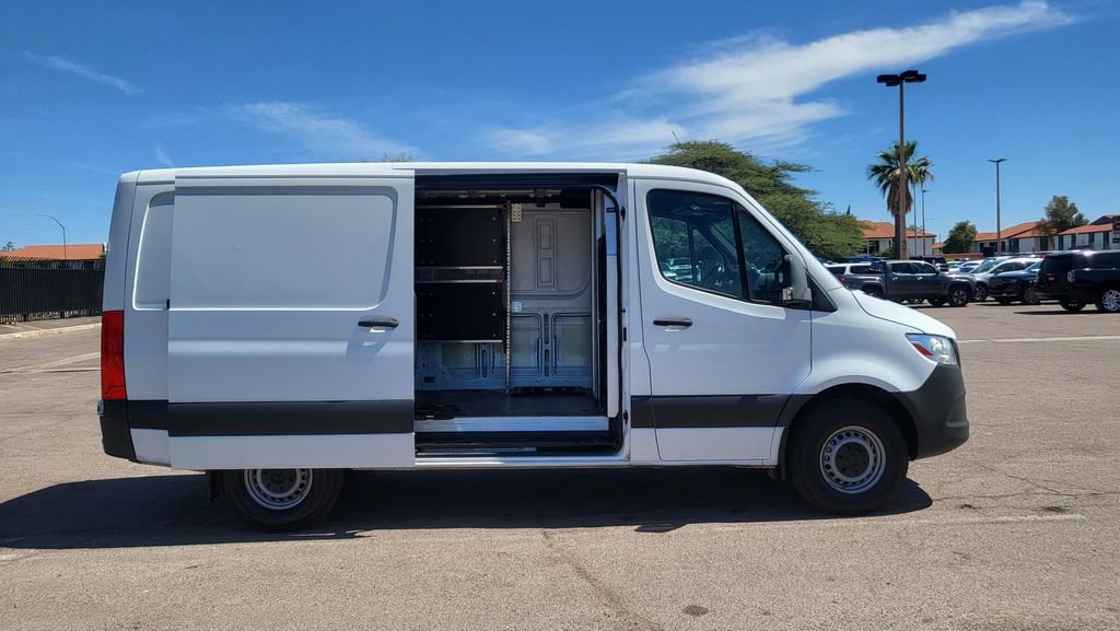 Used 2021 Mercedes-Benz Sprinter 1500 image 18