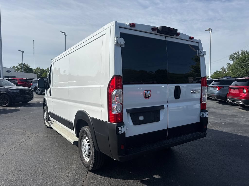 Used 2025 RAM ProMaster 2500 w/ U-Haul Equipment Group FWD image 11