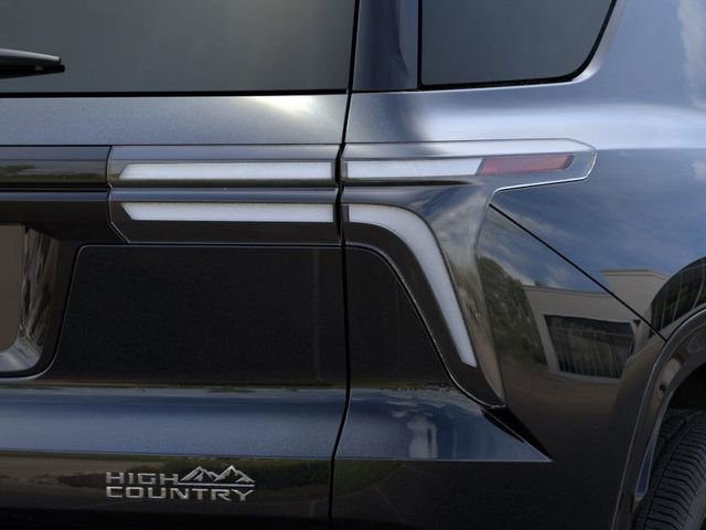 New 2026 Chevrolet Traverse High Country w/ LPO, Floor Liner Package AWD/4WD image 11