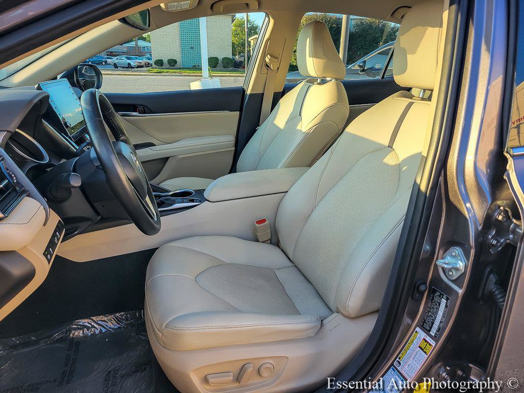 Used 2023 Toyota Camry XLE AWD/4WD image 11