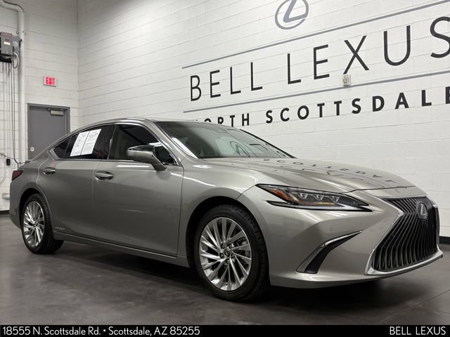 Used 2021 Lexus ES 300h w/ Accessory Package FWD image 2