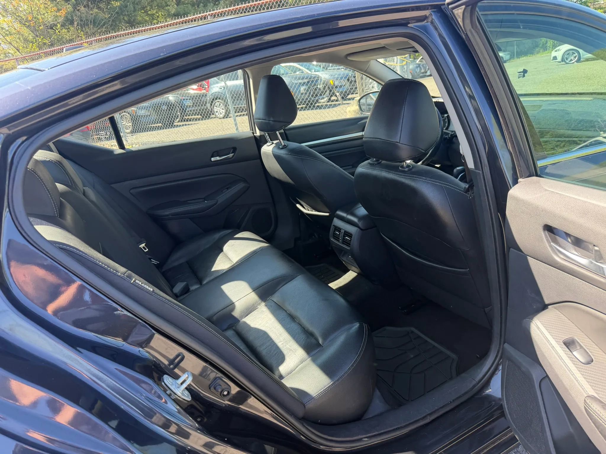 Used 2019 Nissan Altima 2.5 SL FWD image 28