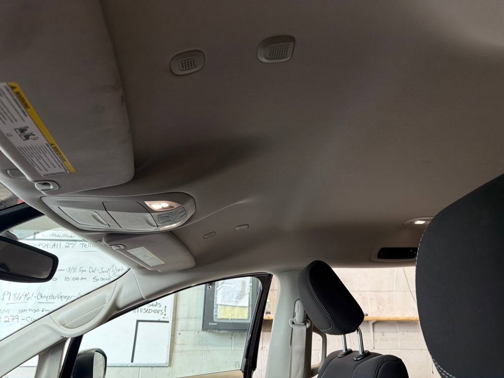 Used 2024 Chrysler Voyager LX FWD image 25