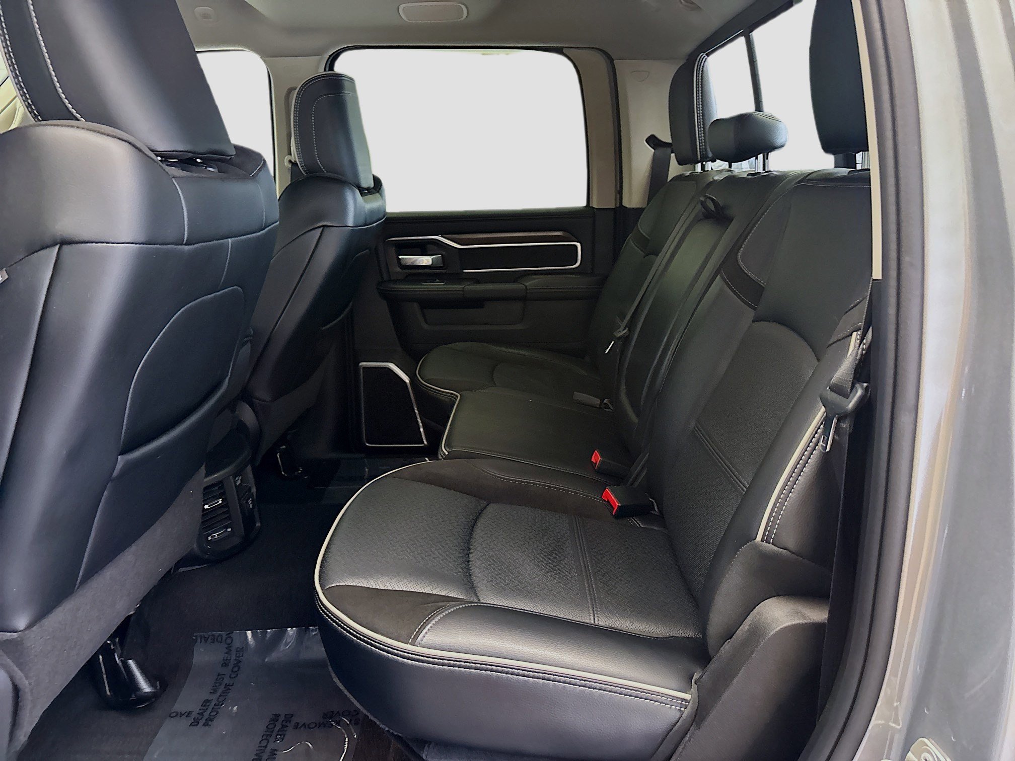 Used 2024 RAM 2500 Laramie image 15