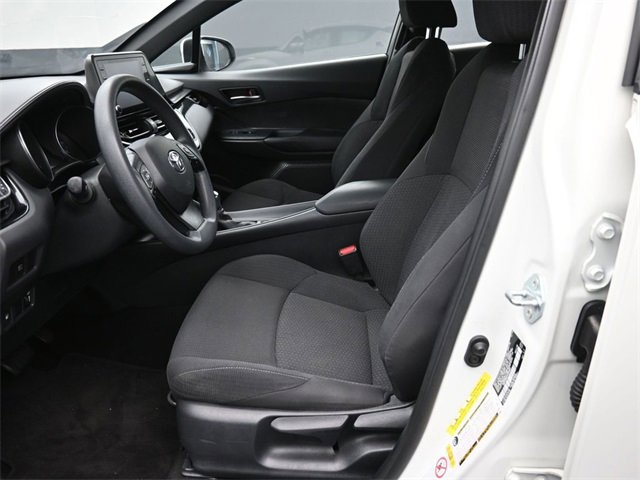 Used 2019 Toyota C-HR XLE image 21