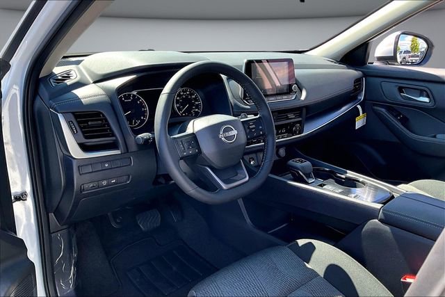 New 2026 Nissan Rogue SV image 7