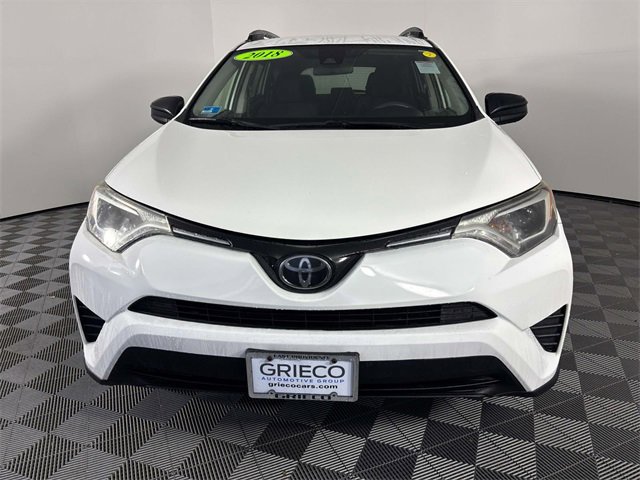 Used 2018 Toyota RAV4 LE image 3