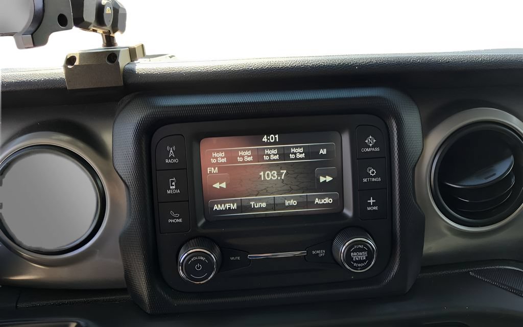 Used 2019 Jeep Wrangler Unlimited Sport S AWD/4WD image 10
