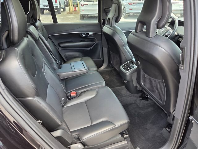 Used 2020 Volvo XC90 T5 Momentum w/ Protection Package FWD image 16
