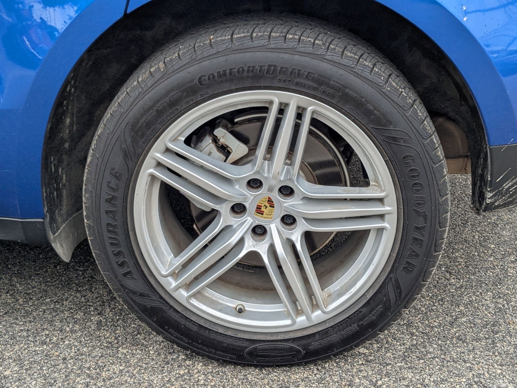 Used 2017 Porsche Macan S AWD/4WD image 26