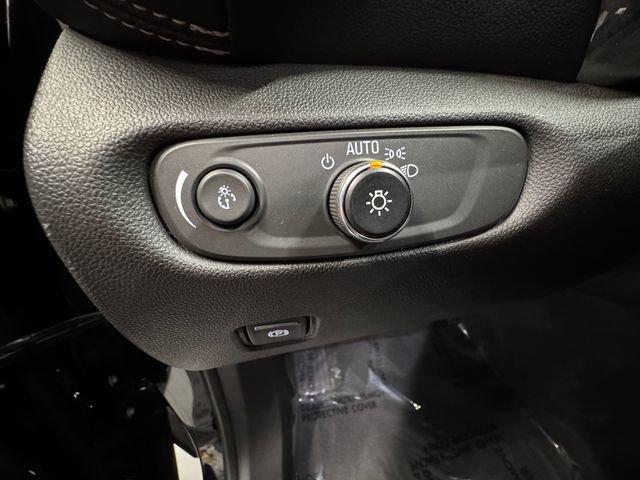 Used 2023 Chevrolet Blazer LT image 22