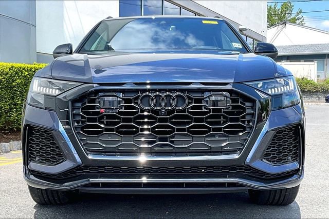 Used 2024 Audi RS Q8 AWD/4WD image 3