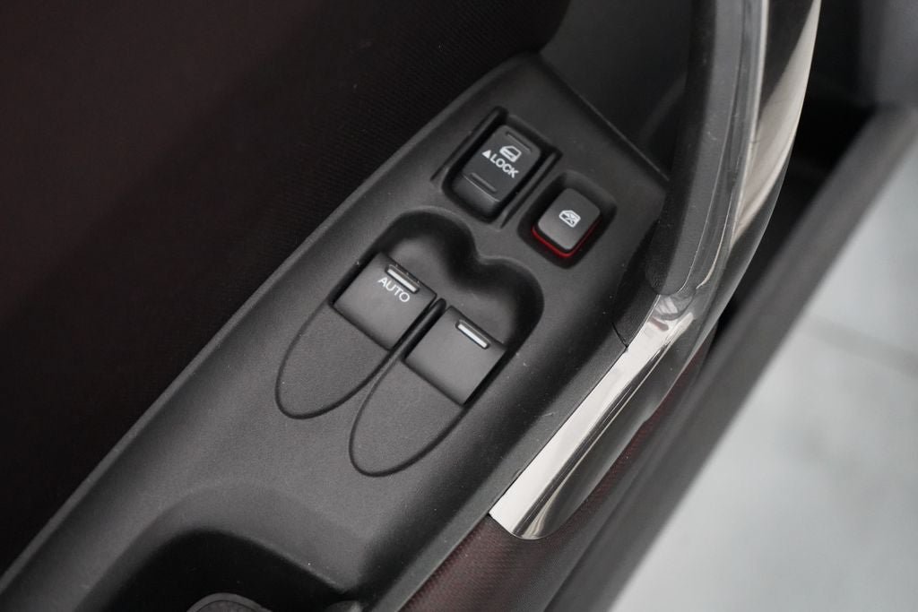 Used 2015 Honda CR-Z EX image 22