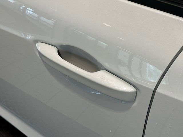 Certified 2025 Acura Integra Base image 12