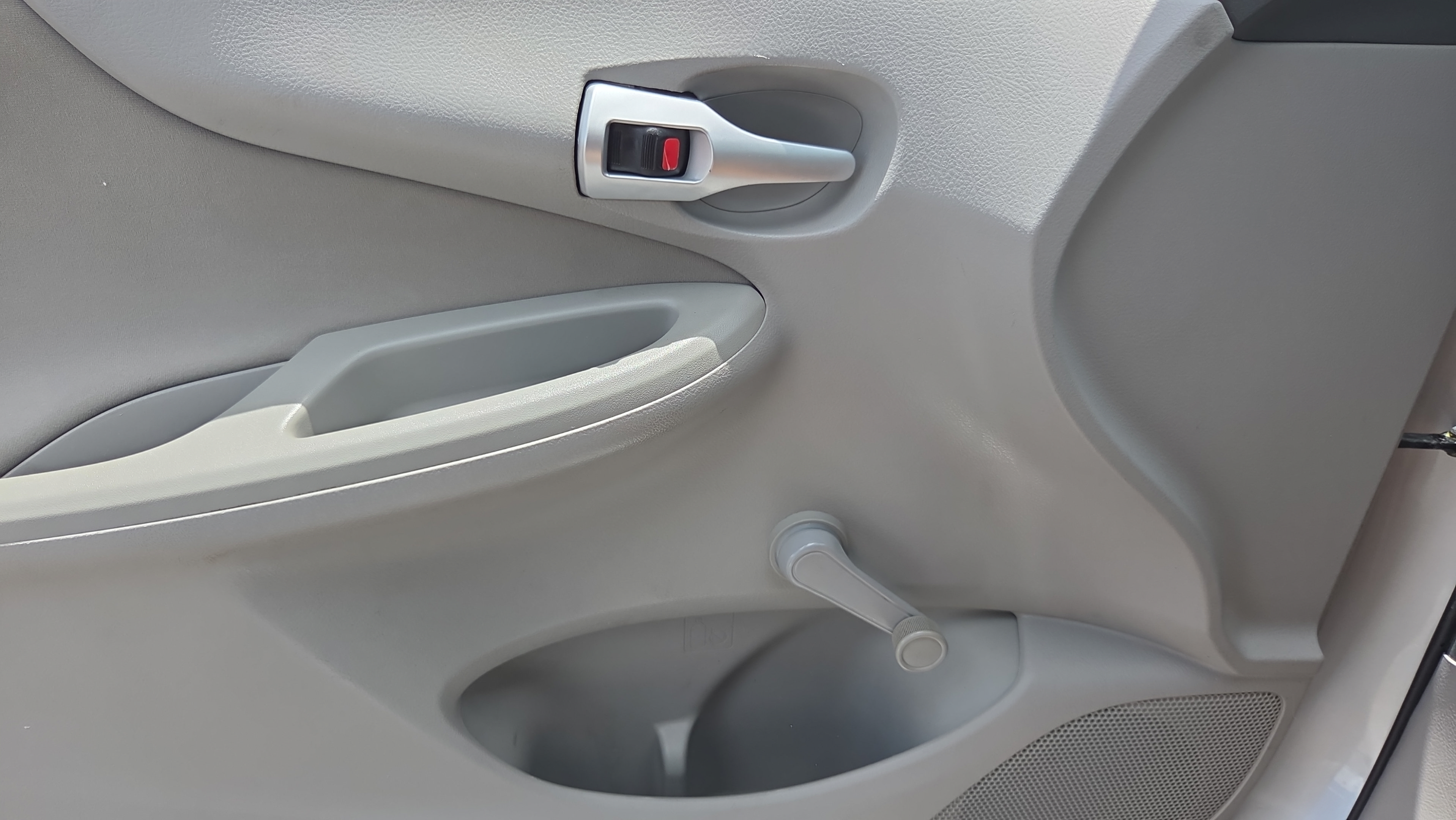 Used 2010 Toyota Corolla LE FWD image 20