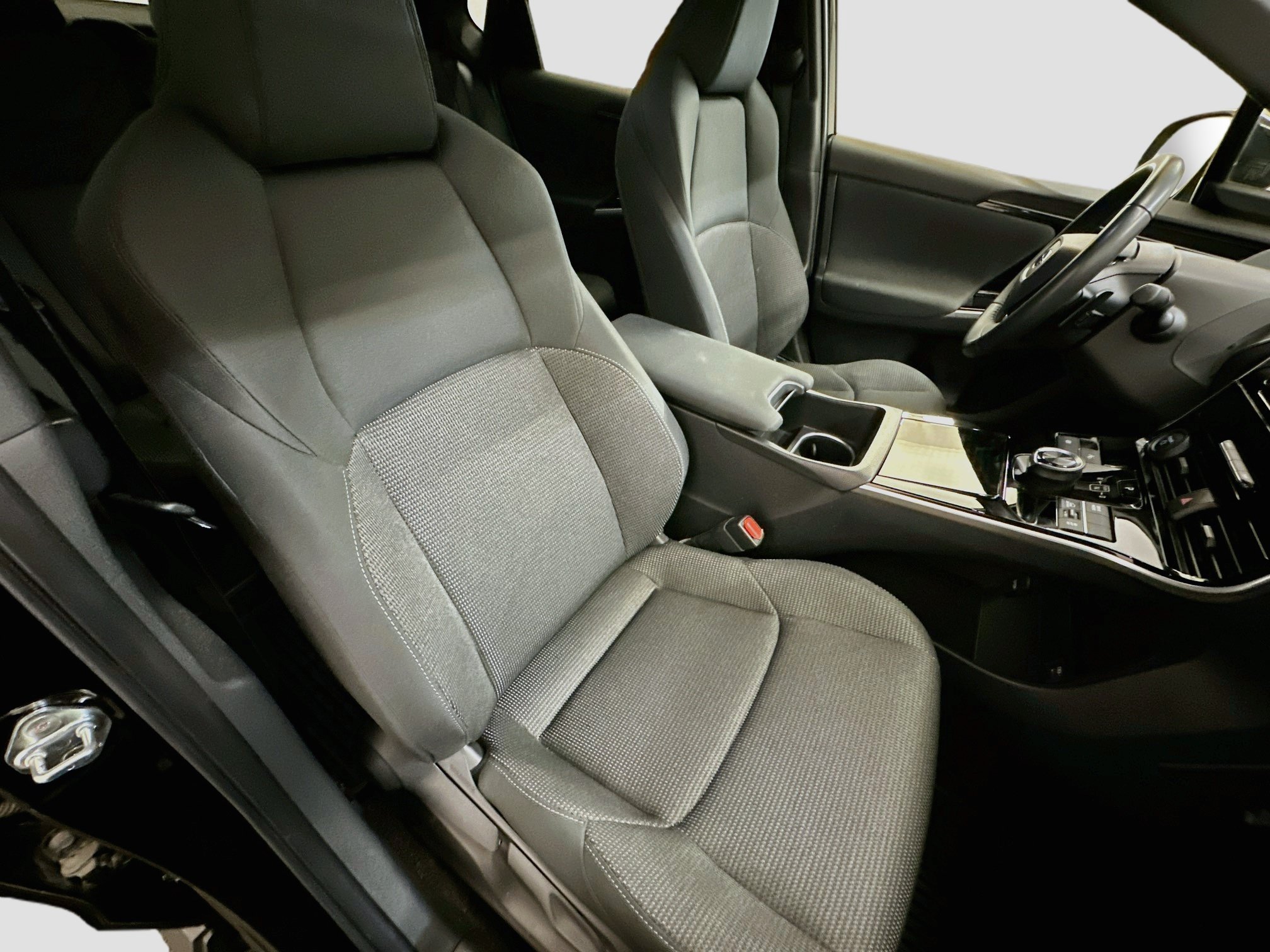 Used 2023 Subaru Solterra AWD image 32