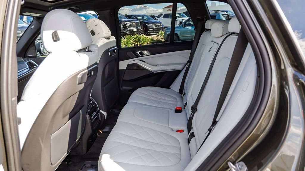 Used 2024 BMW X5 xDrive50e w/ Premium Package image 20